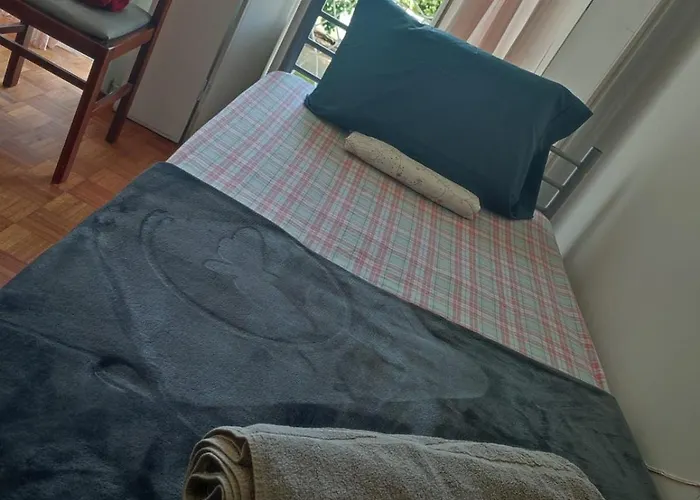 Hotel Cápsula Casa Augusta Al